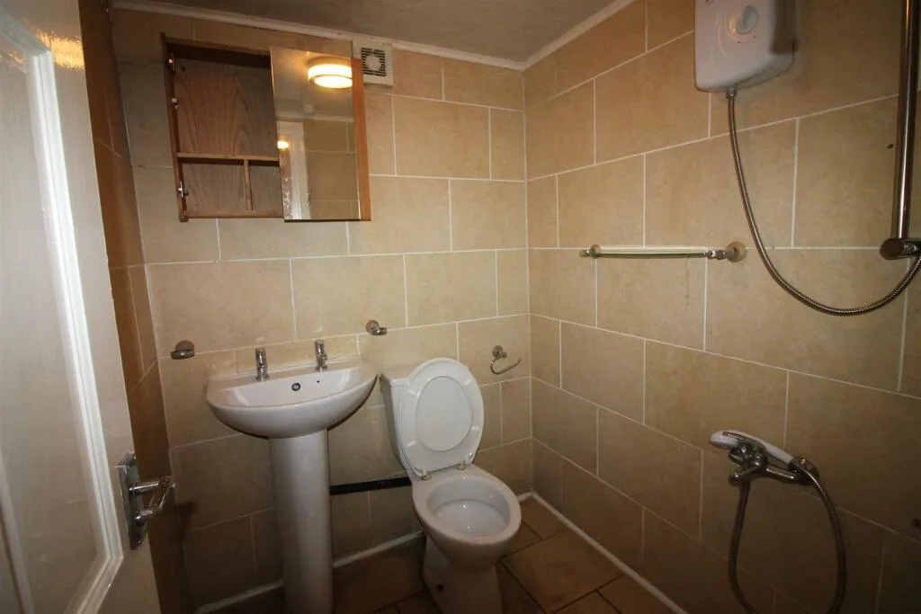 4 bedroom house for rent