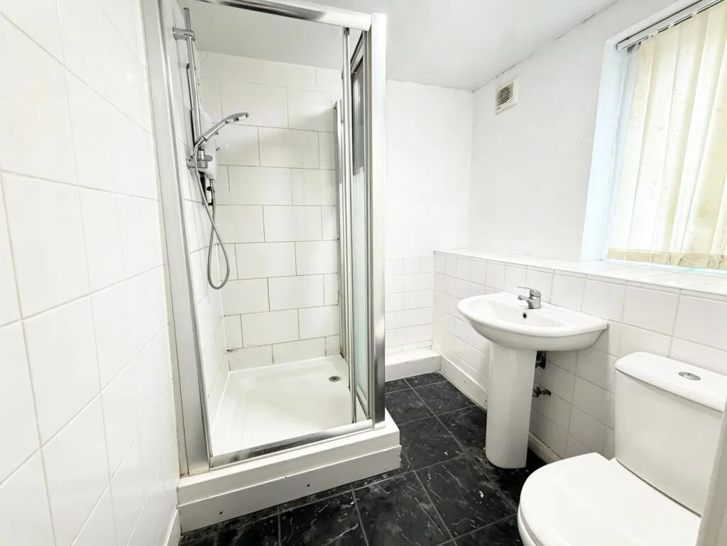 4 bedroom terraced house for rent
