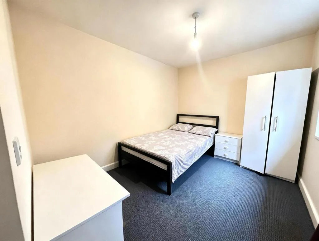 4 bedroom terraced house for rent