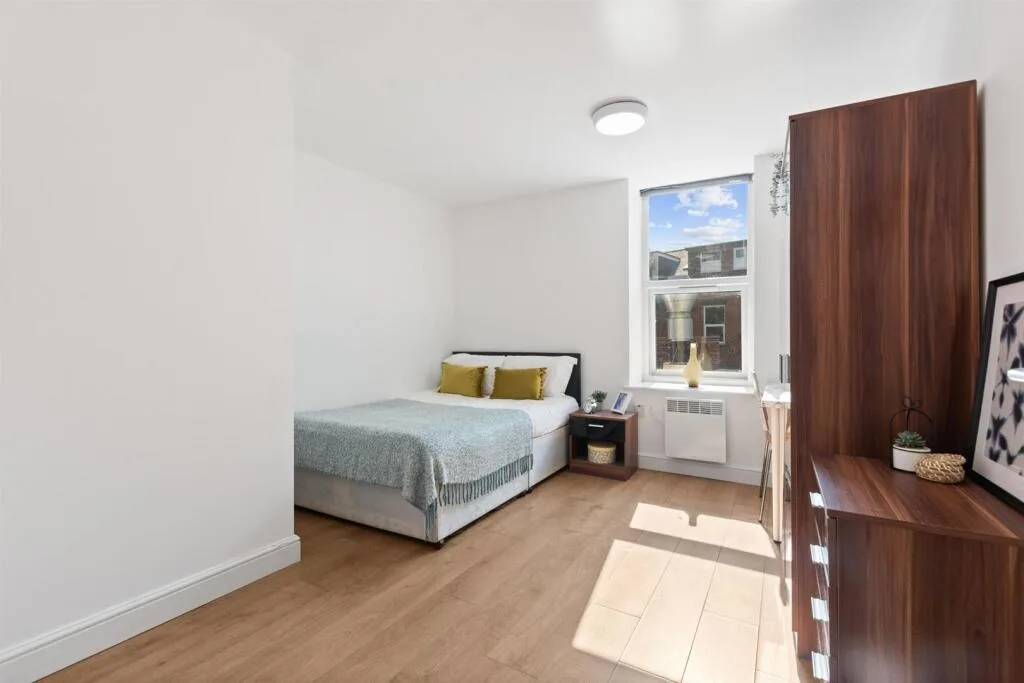 3 bedroom flat for rent
