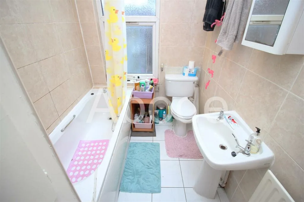 4 bedroom house for rent