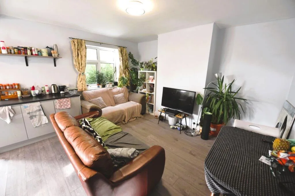 4 bedroom house for rent