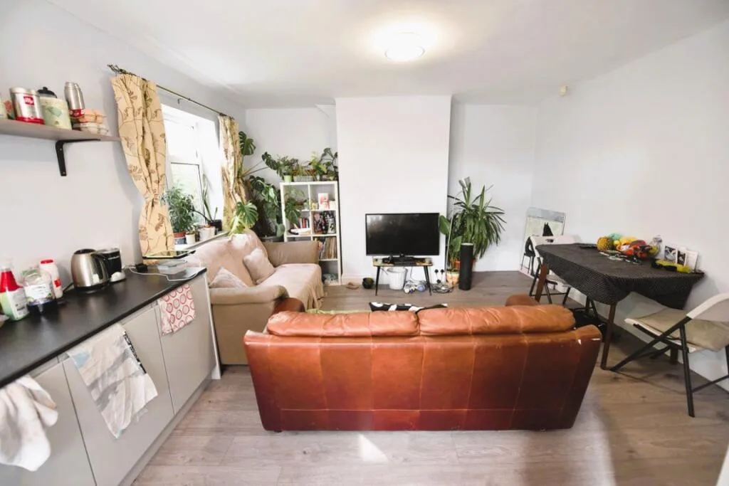 4 bedroom house for rent