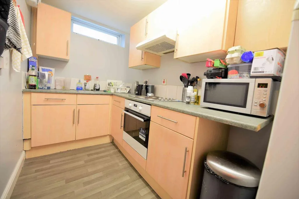 4 bedroom terraced house for rent