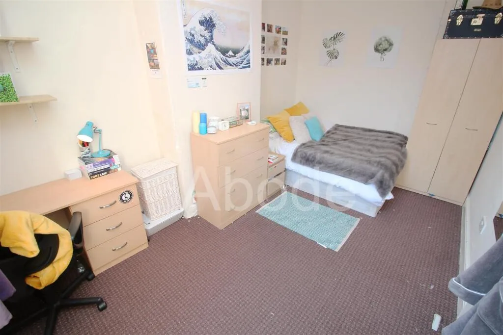 5 bedroom house for rent