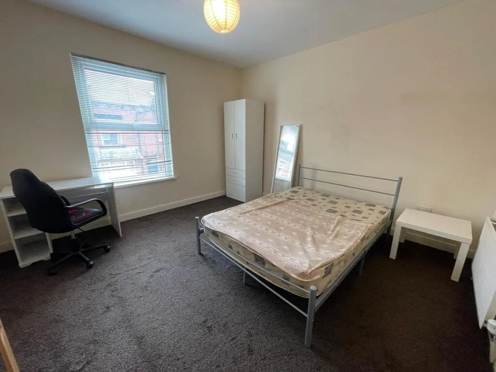 4 bedroom terraced house for rent