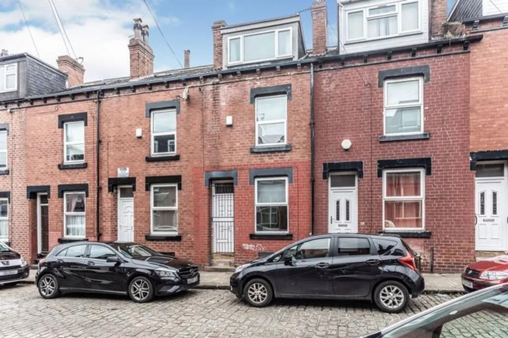 4 bedroom terraced house for rent