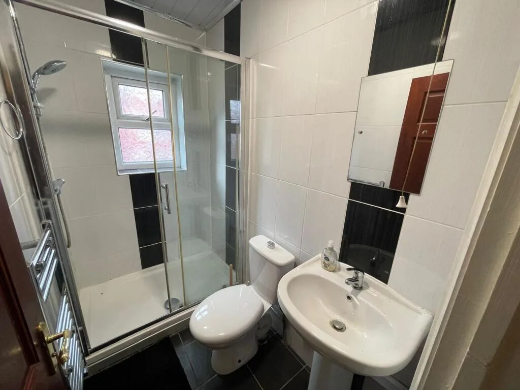 4 bedroom terraced house for rent