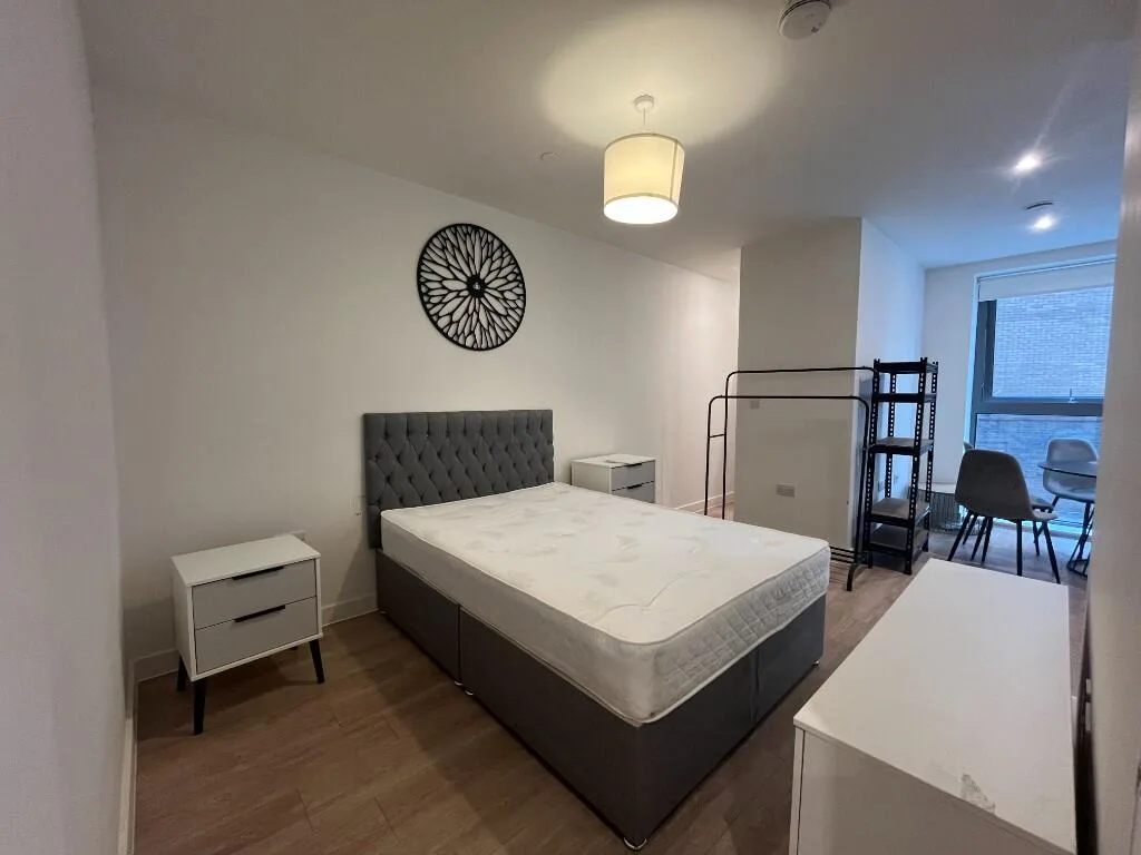 Studio flat for rent