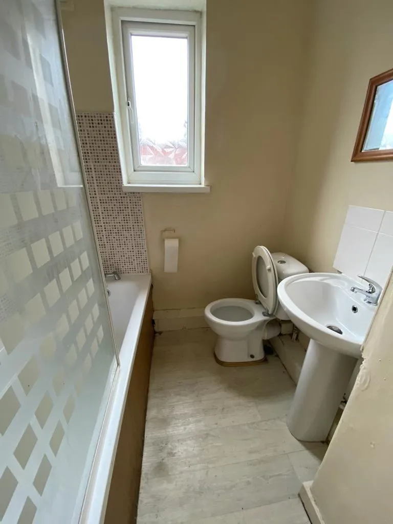 4 bedroom terraced house for rent