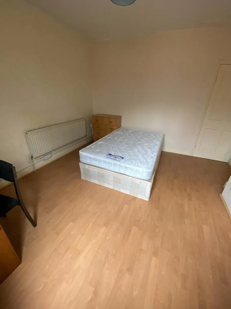 4 bedroom terraced house for rent