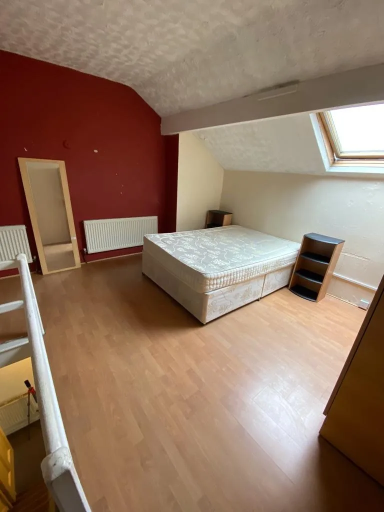 4 bedroom terraced house for rent