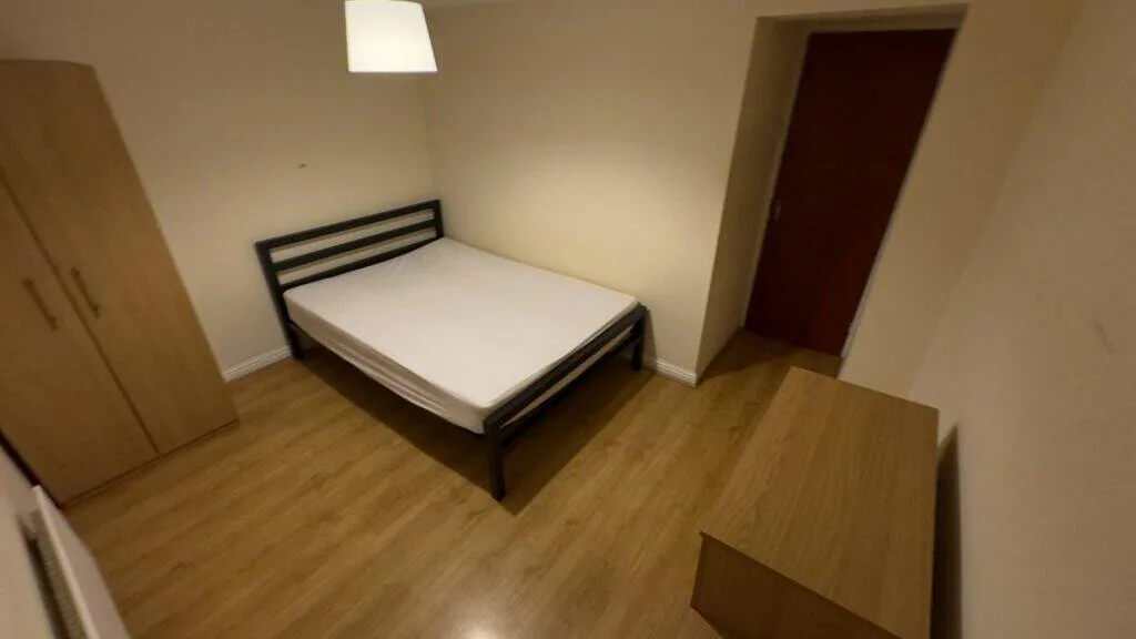 4 bedroom semi-detached house for rent