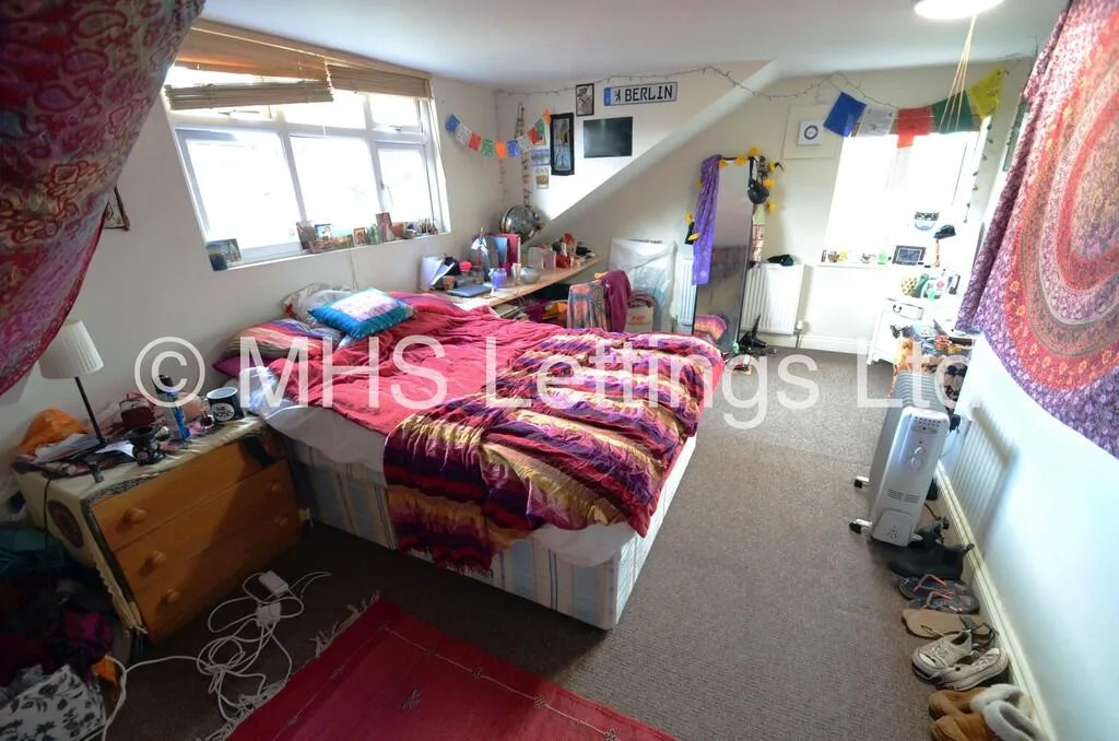5 bedroom terraced house for rent