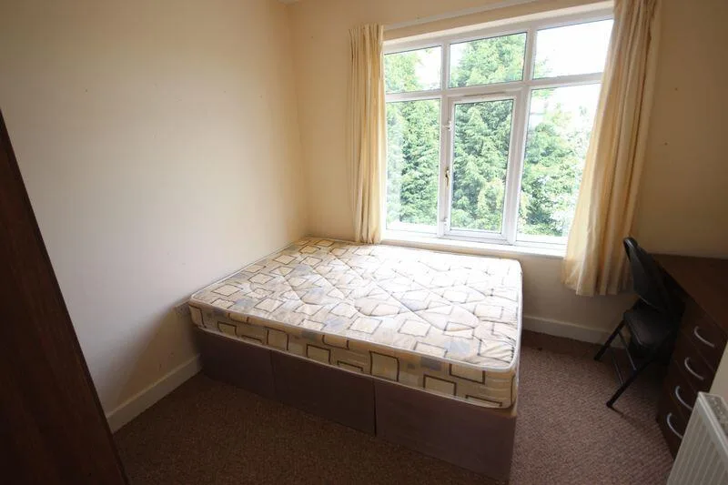 4 bedroom house for rent