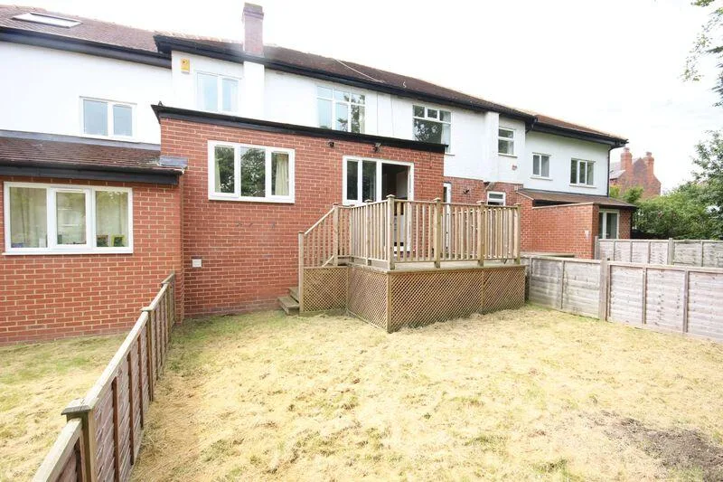 4 bedroom house for rent