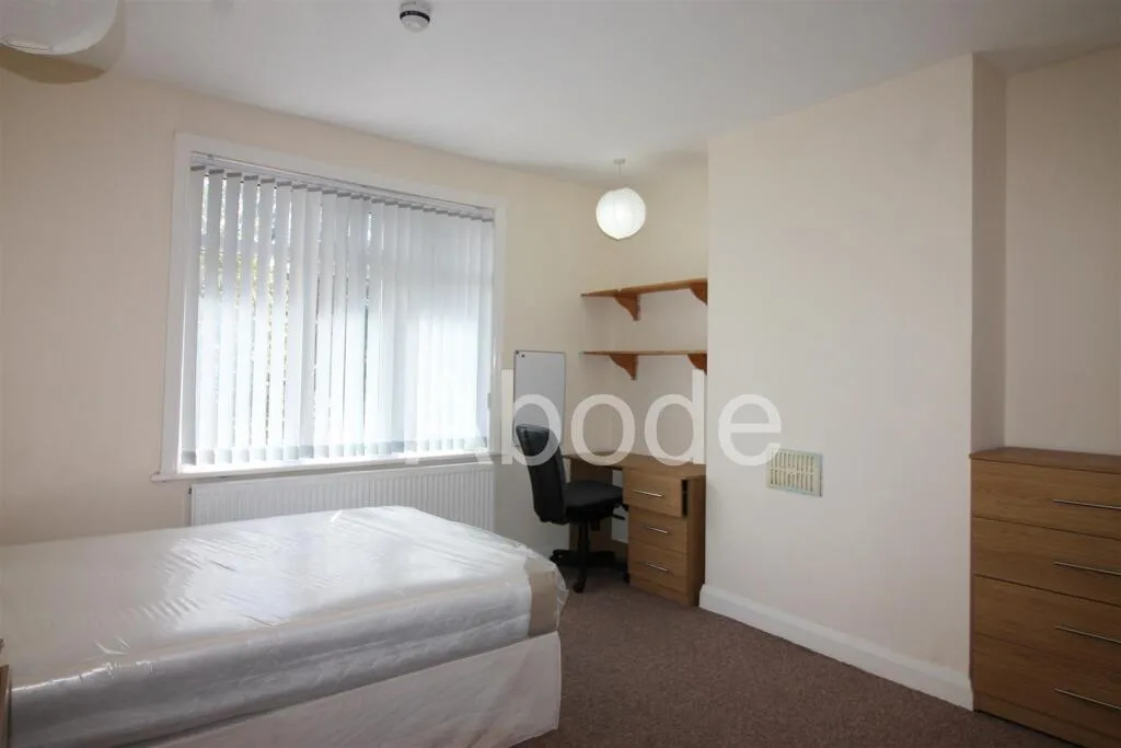 5 bedroom house for rent