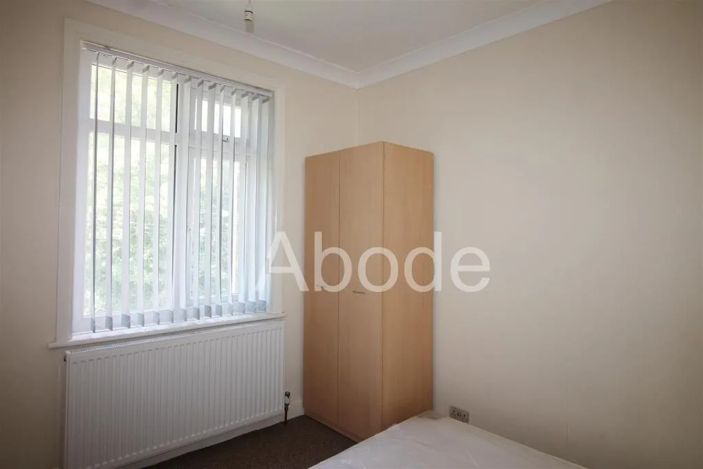 5 bedroom house for rent