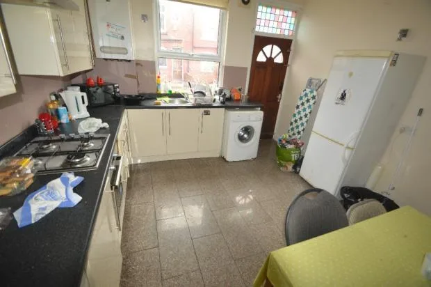 4 bedroom terraced house for rent