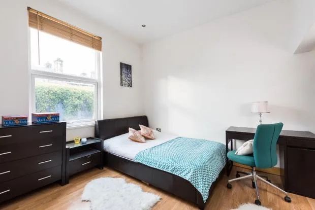 4 bedroom terraced house for rent