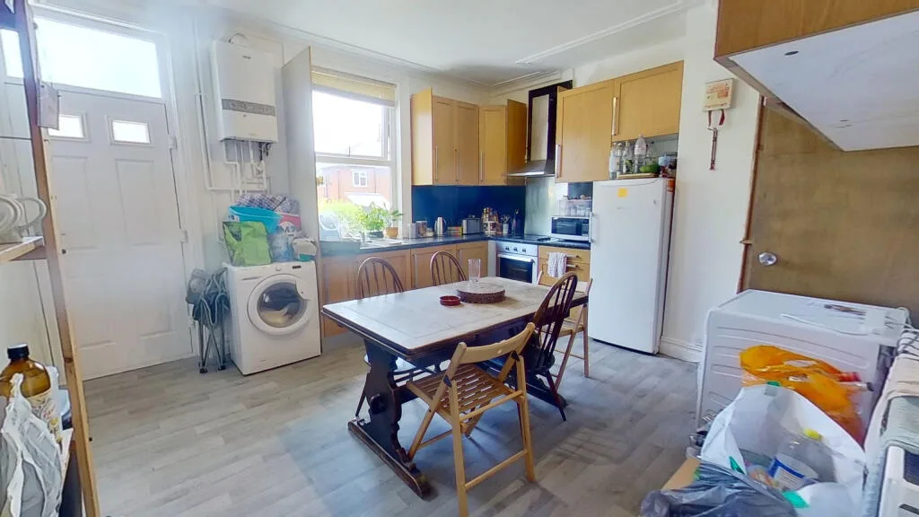 4 bedroom terraced house for rent