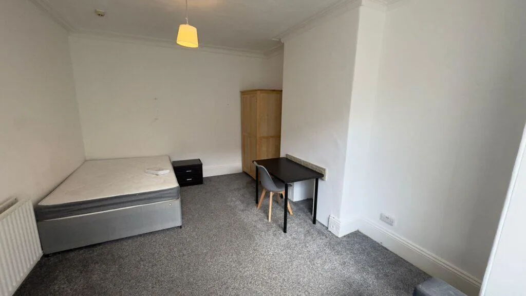 4 bedroom terraced house for rent