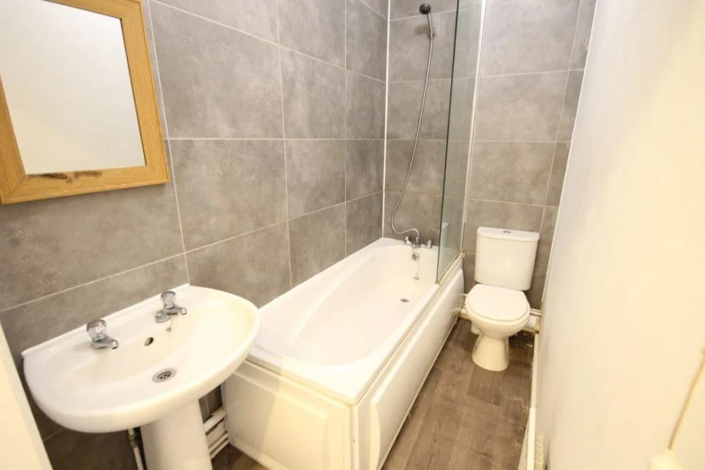 4 bedroom terraced house for rent