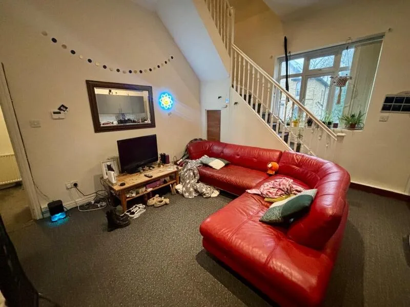 3 bedroom flat for rent