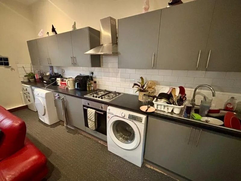 3 bedroom flat for rent
