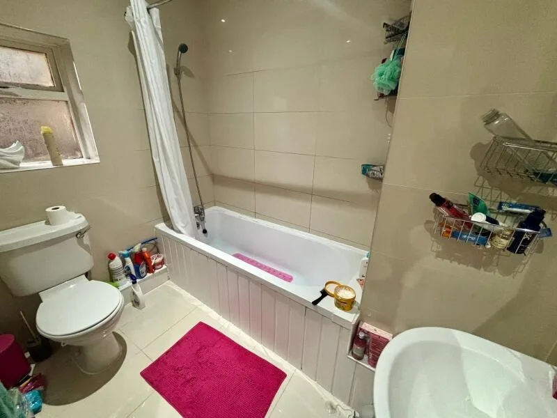 3 bedroom flat for rent