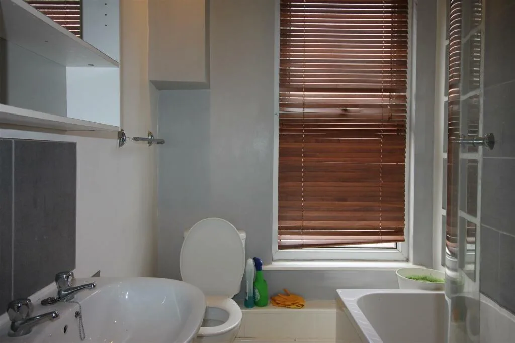 4 bedroom house for rent