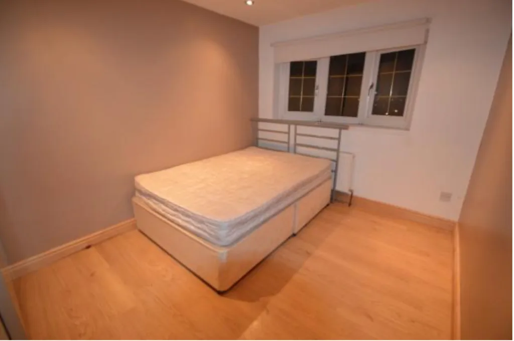 4 bedroom terraced house for rent