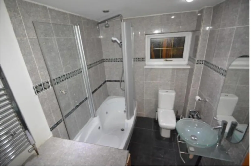 4 bedroom terraced house for rent