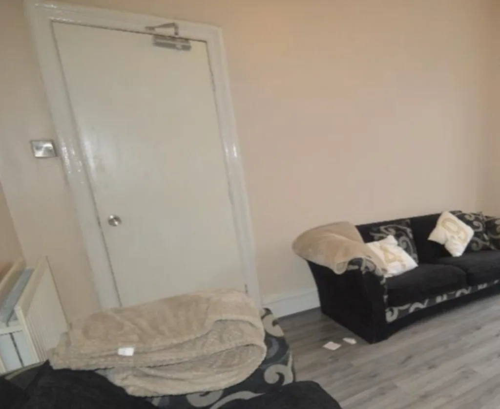 5 bedroom house for rent