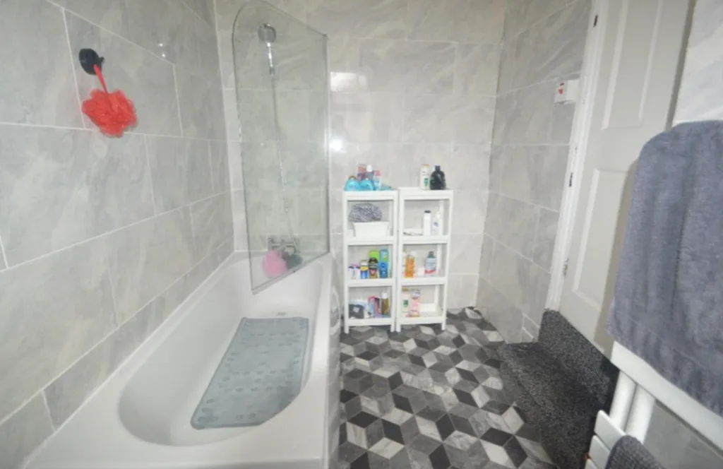 5 bedroom house for rent