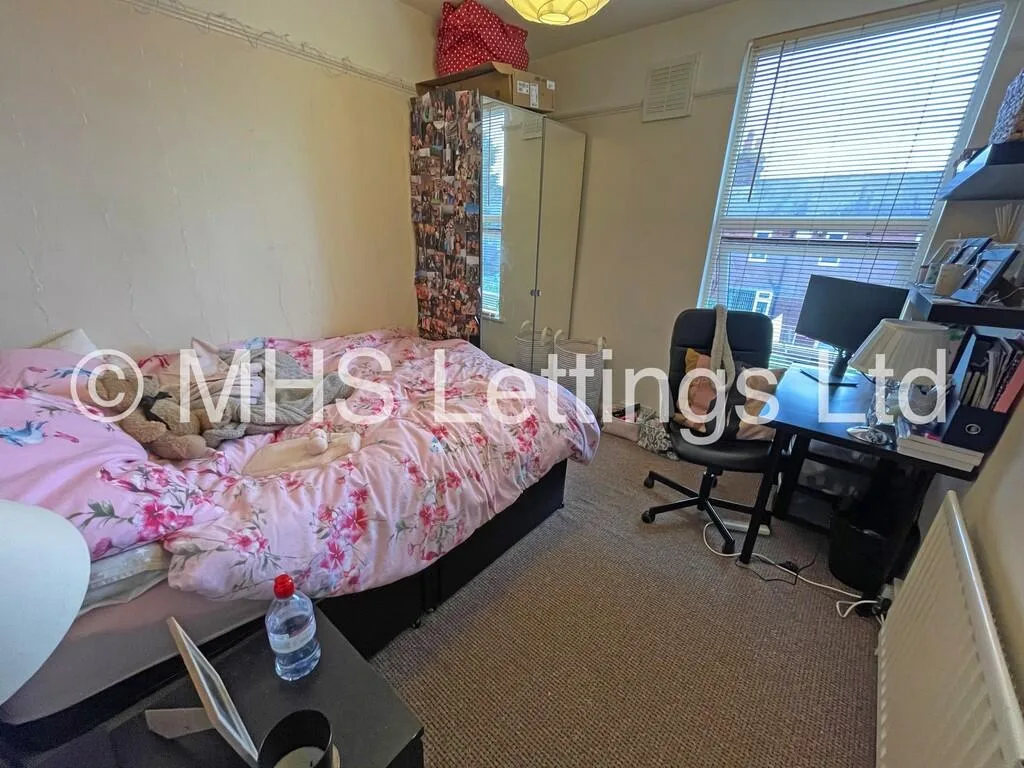 4 bedroom terraced house for rent