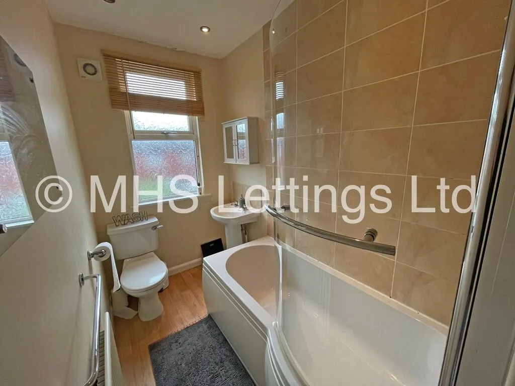 4 bedroom terraced house for rent