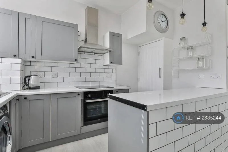 4 bedroom terraced house for rent
