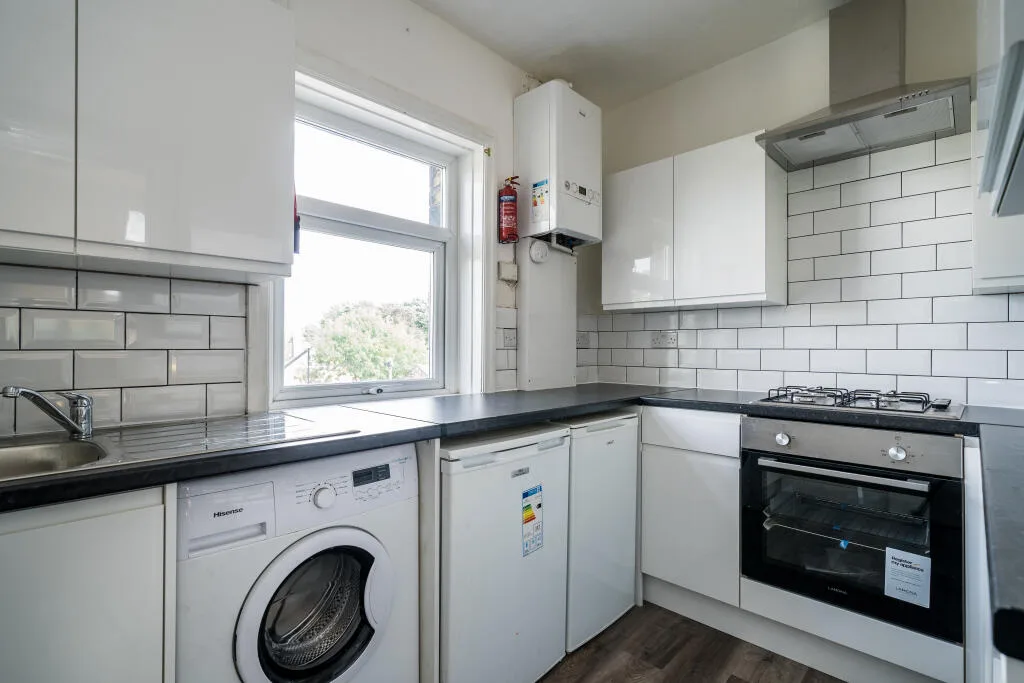 4 bedroom flat for rent