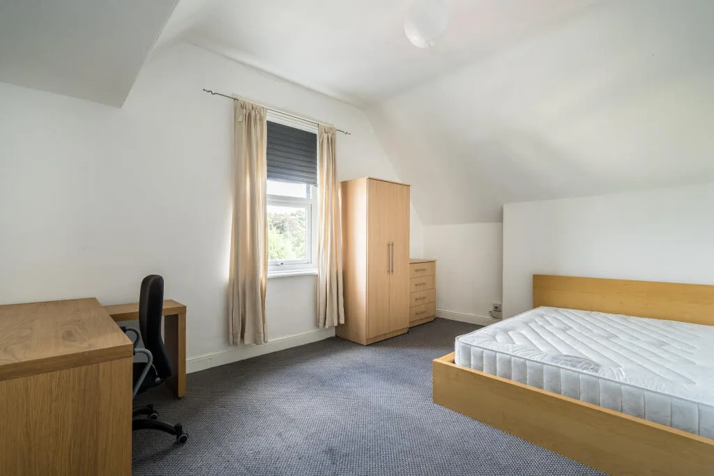 4 bedroom flat for rent