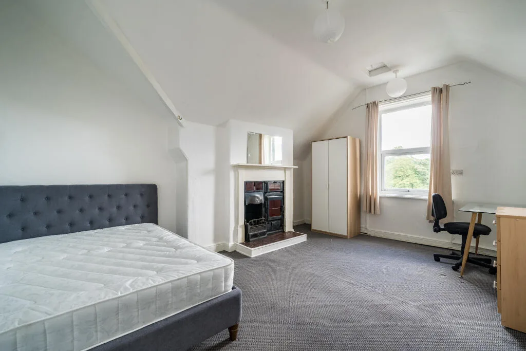 4 bedroom flat for rent