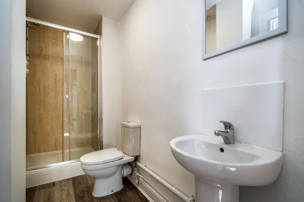 4 bedroom flat for rent