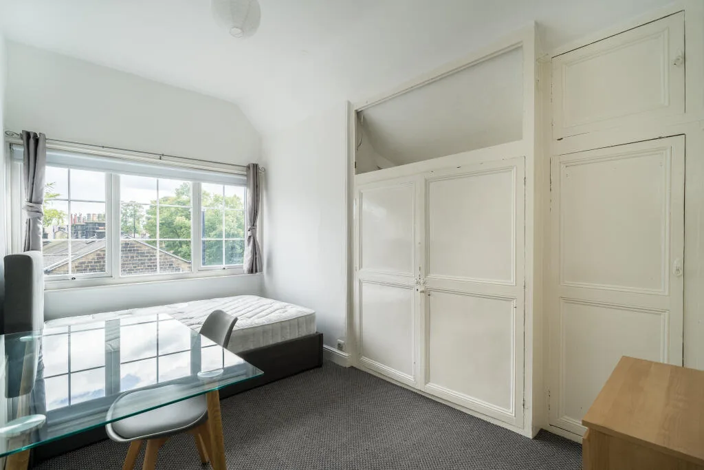 4 bedroom flat for rent