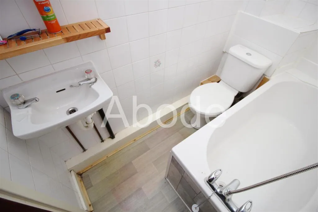 5 bedroom house for rent