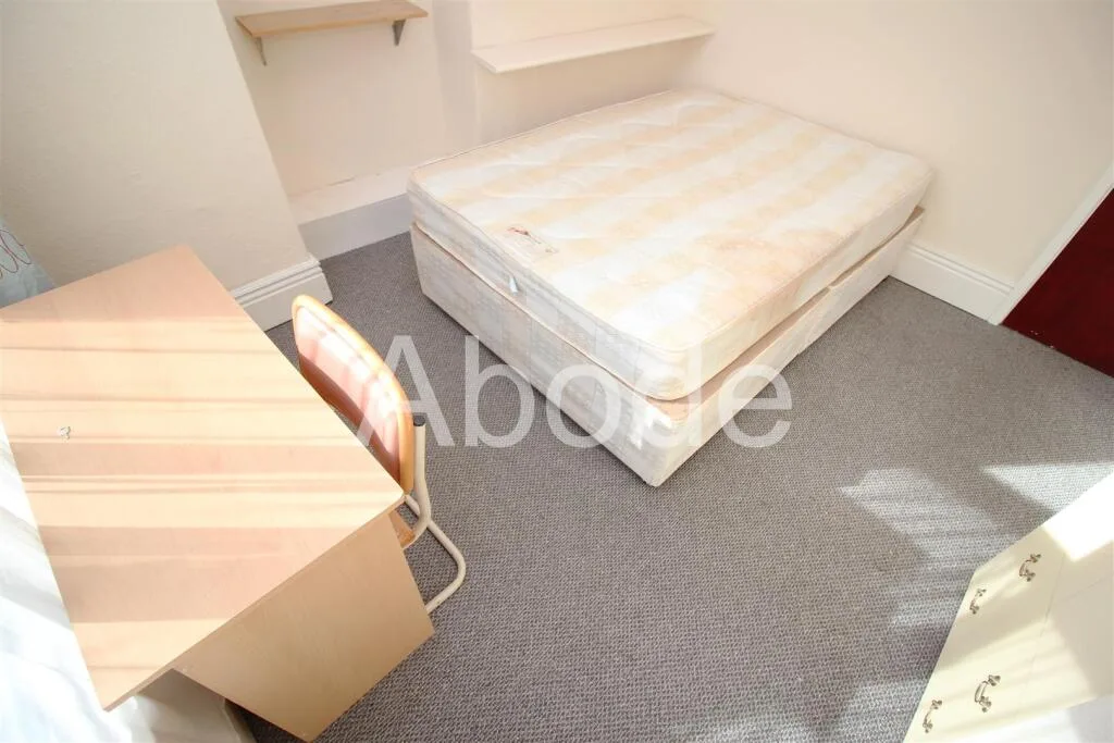 5 bedroom house for rent