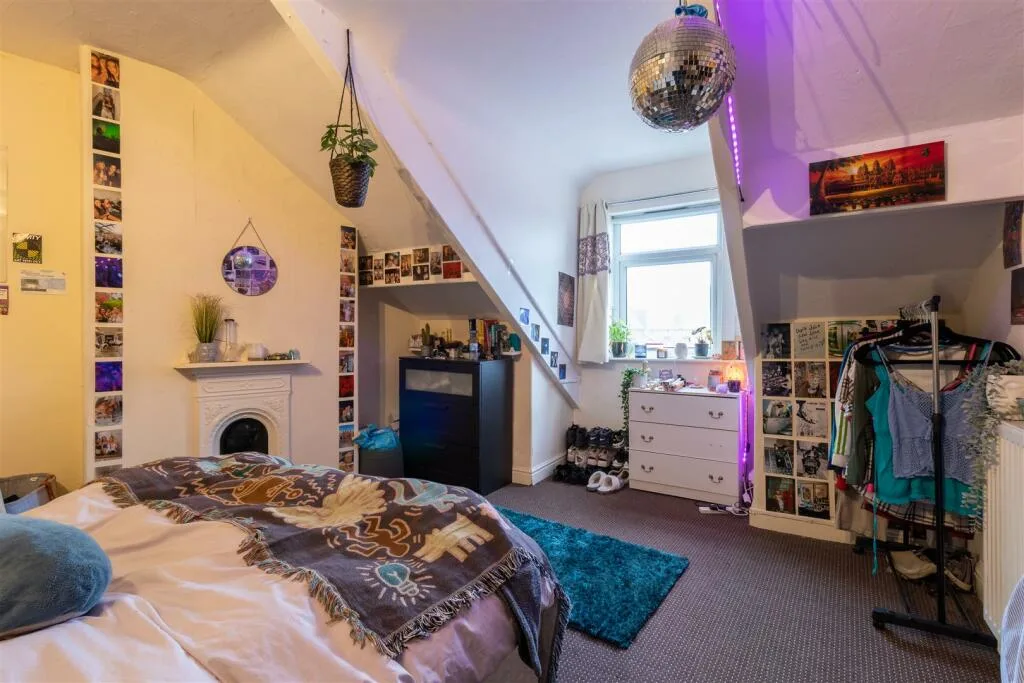 4 bedroom house for rent
