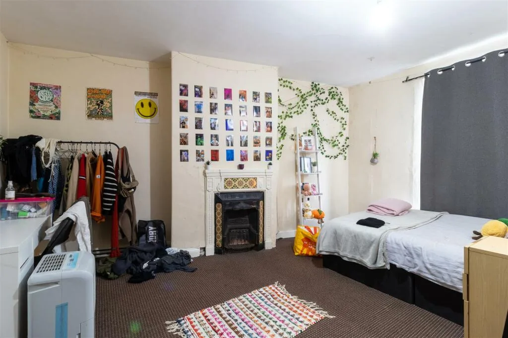 4 bedroom house for rent