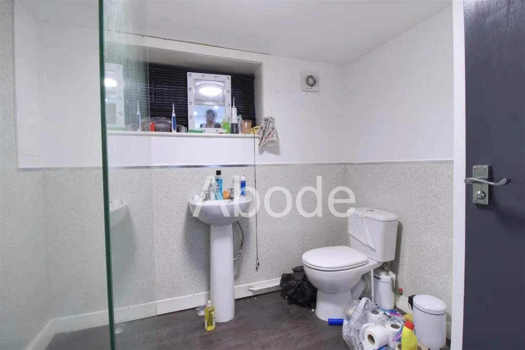 5 bedroom house for rent