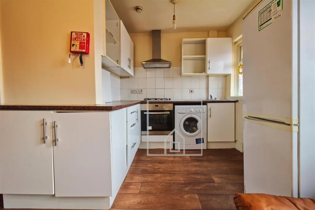 5 bedroom house for rent