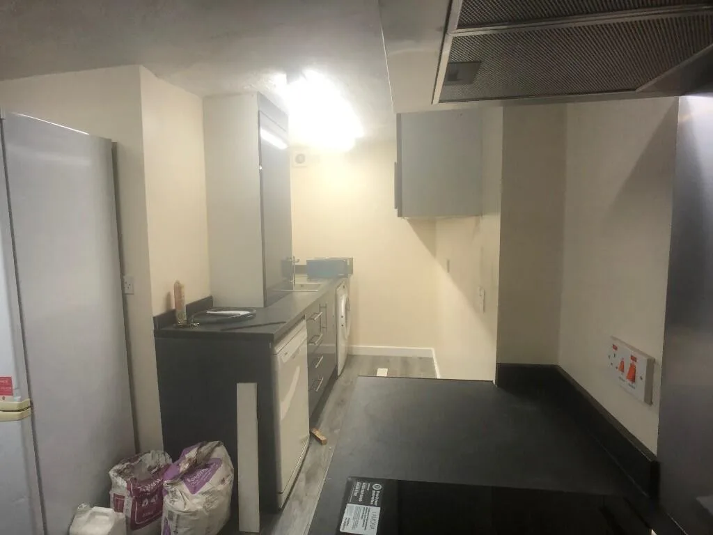 5 bedroom terraced house for rent